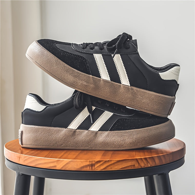 Men's Low Top Skate Shoes Breathable Non-Slip Lace-Up Casual Outdoor Footwear