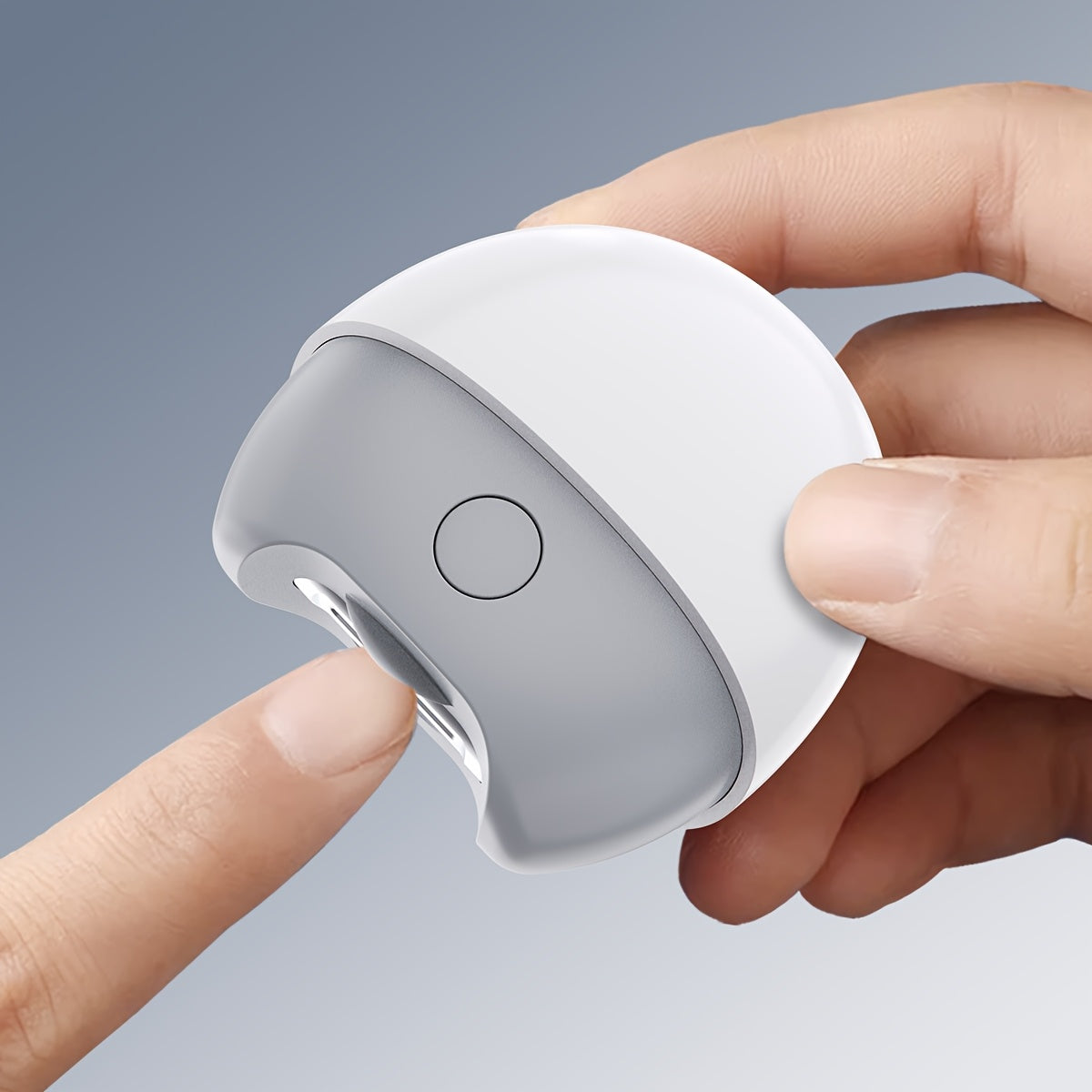 LED chiroq bilan USB orqali zaryadlanadigan elektr tirnoq kesgichi, tez manikur, oq va kulrangda portativ dizayn.