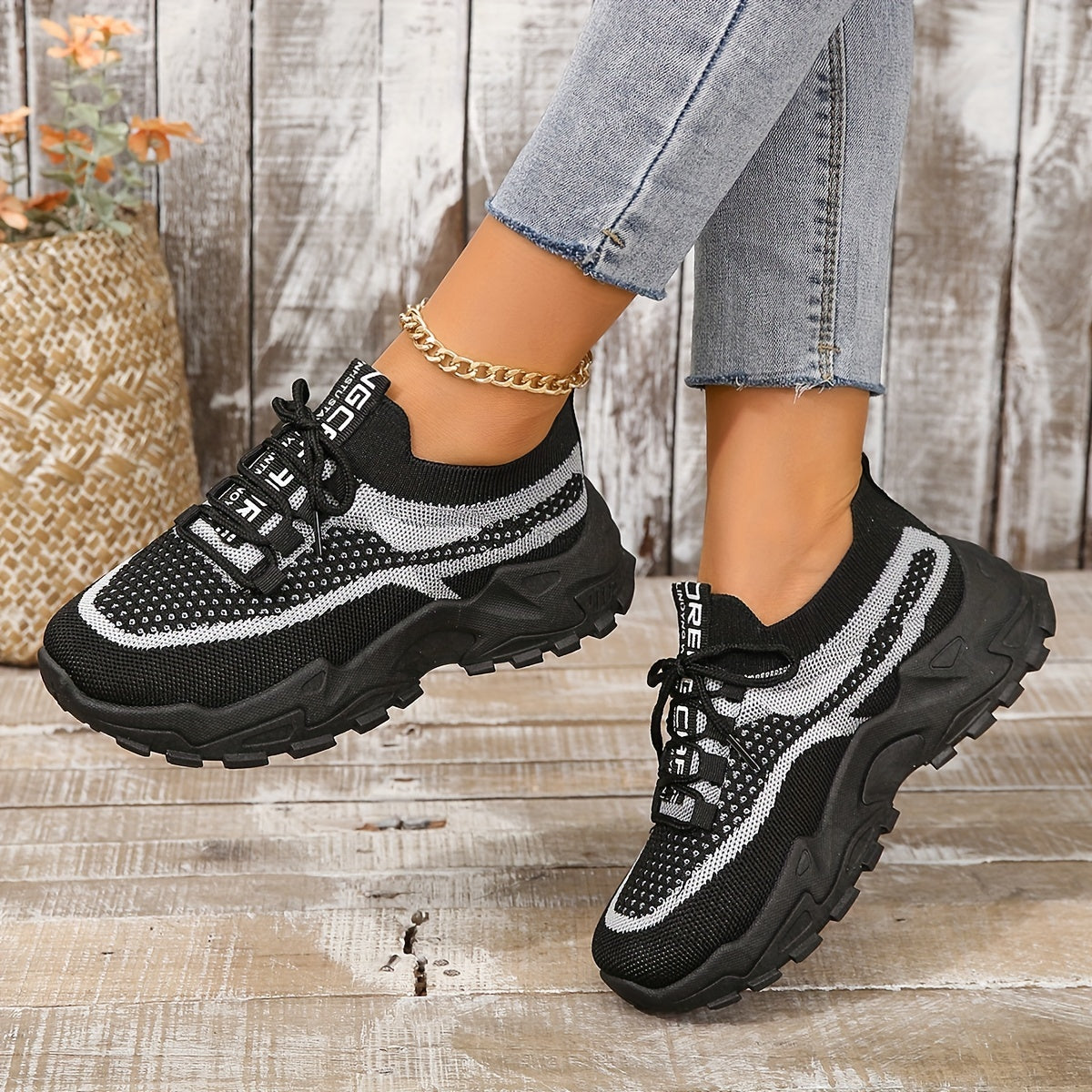 Women's Mesh Platform Sneakers Breathable Low Top Casual Shoes Plus Size