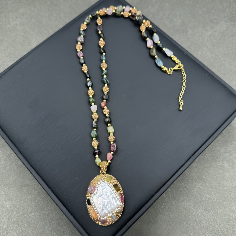 Zarif Barokko ilhomlangan zargarlik to'plami, yuqori sifatli Chex rhinestones bilan, zanjir, uzuk, sirg'a va sviter zanjirli pandentni o'z ichiga oladi.