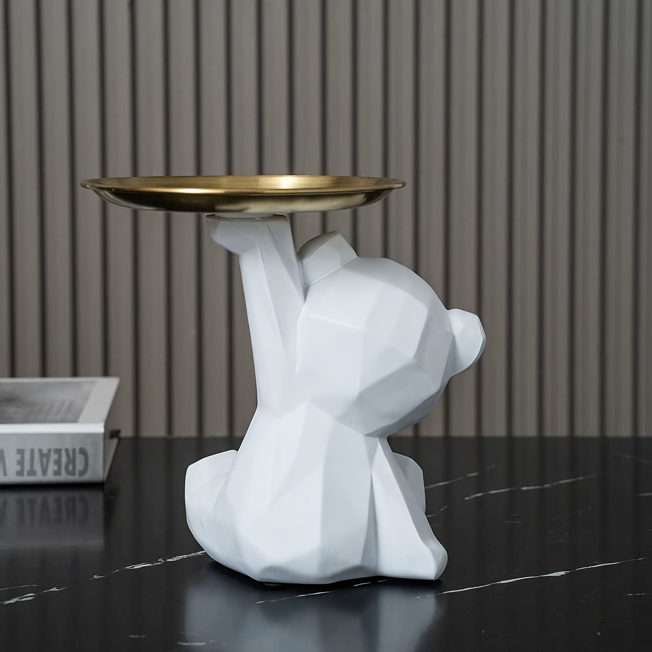 Resin Bear Statue with Tray Multifunctional Decor Key Holder Money Bank Gift