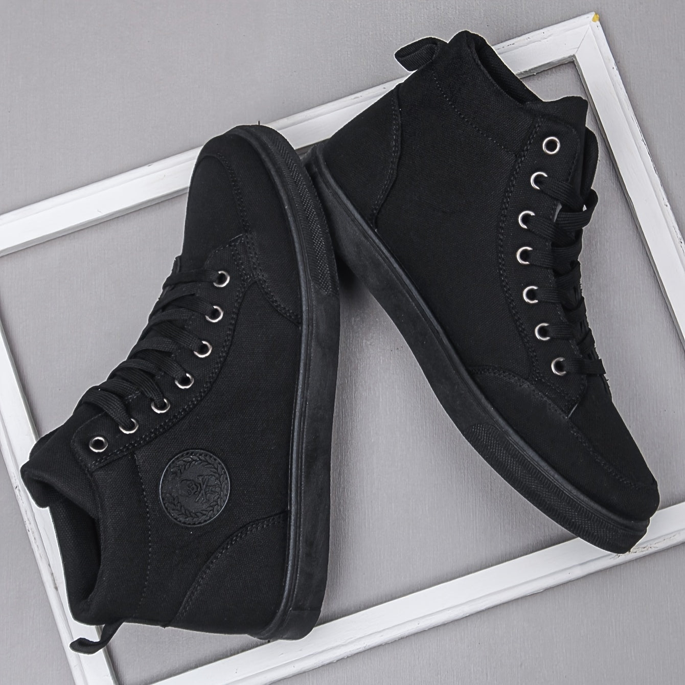 Men's Casual Sneakers Breathable Lace-Up Non-Slip PVC Sole Low Top