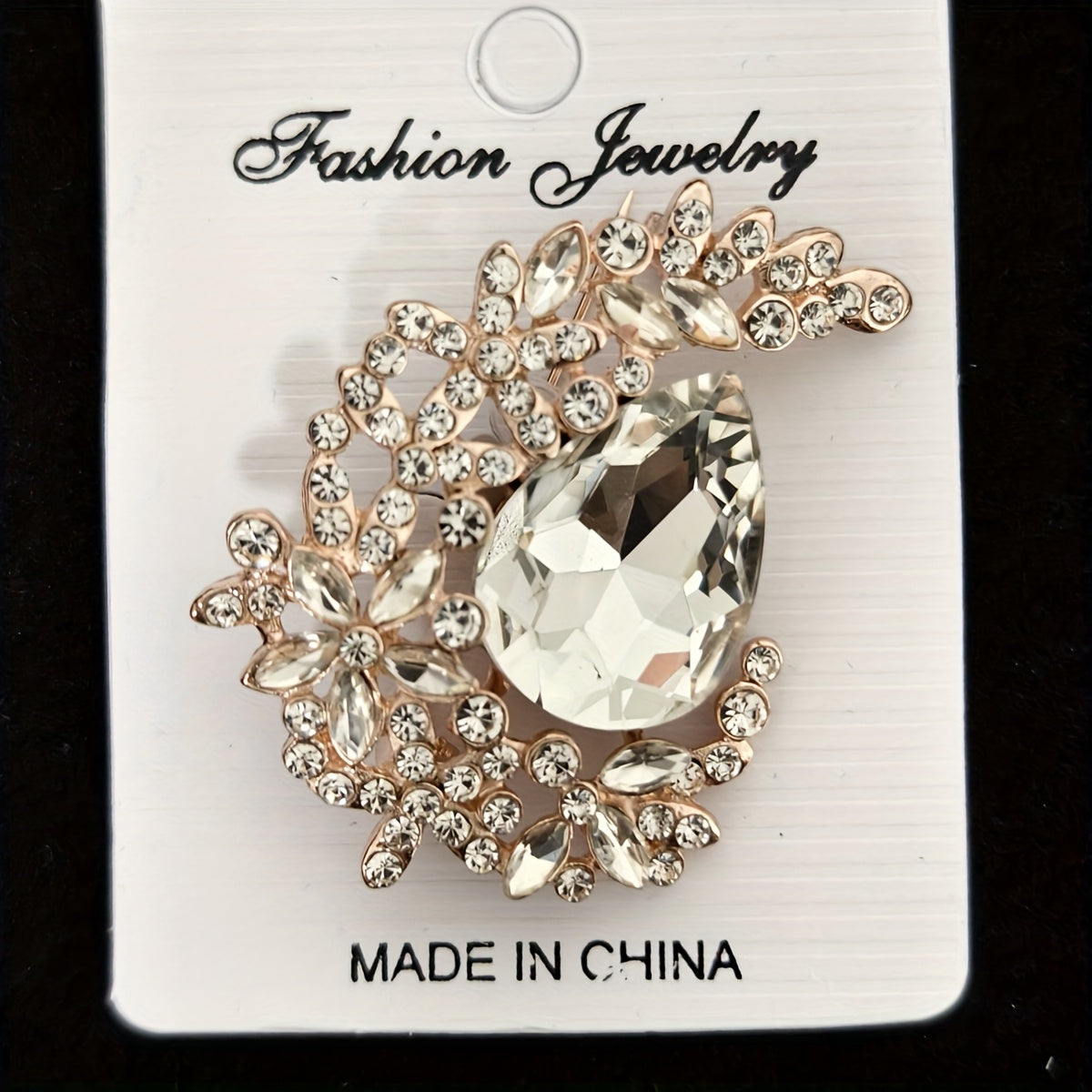 Vintage Alloy Brooch Set with Rhinestones and Luxurious Accents for Women