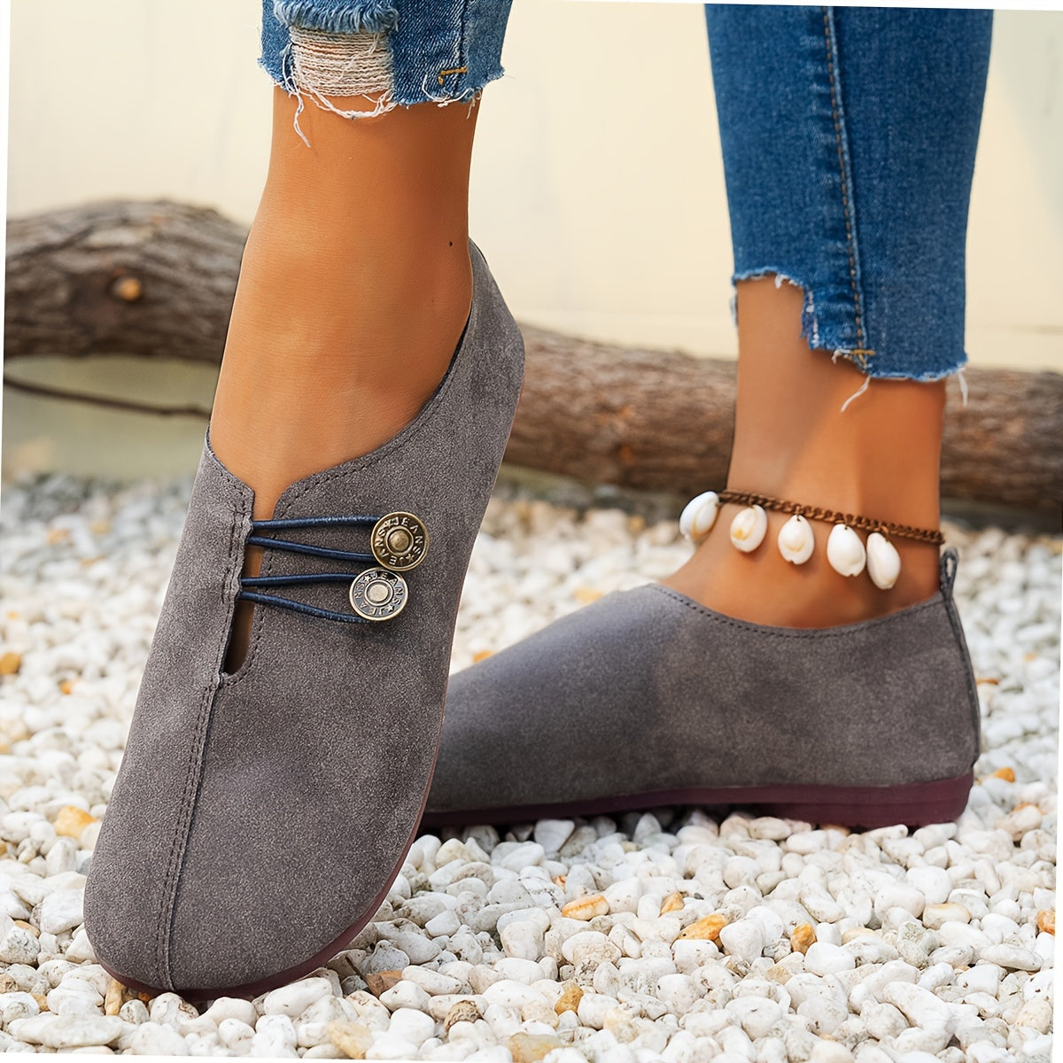 Ayollar uchun Slip-On balet tuflisi, bezakli tugmachalar bilan nafas oladigan ichki qismi