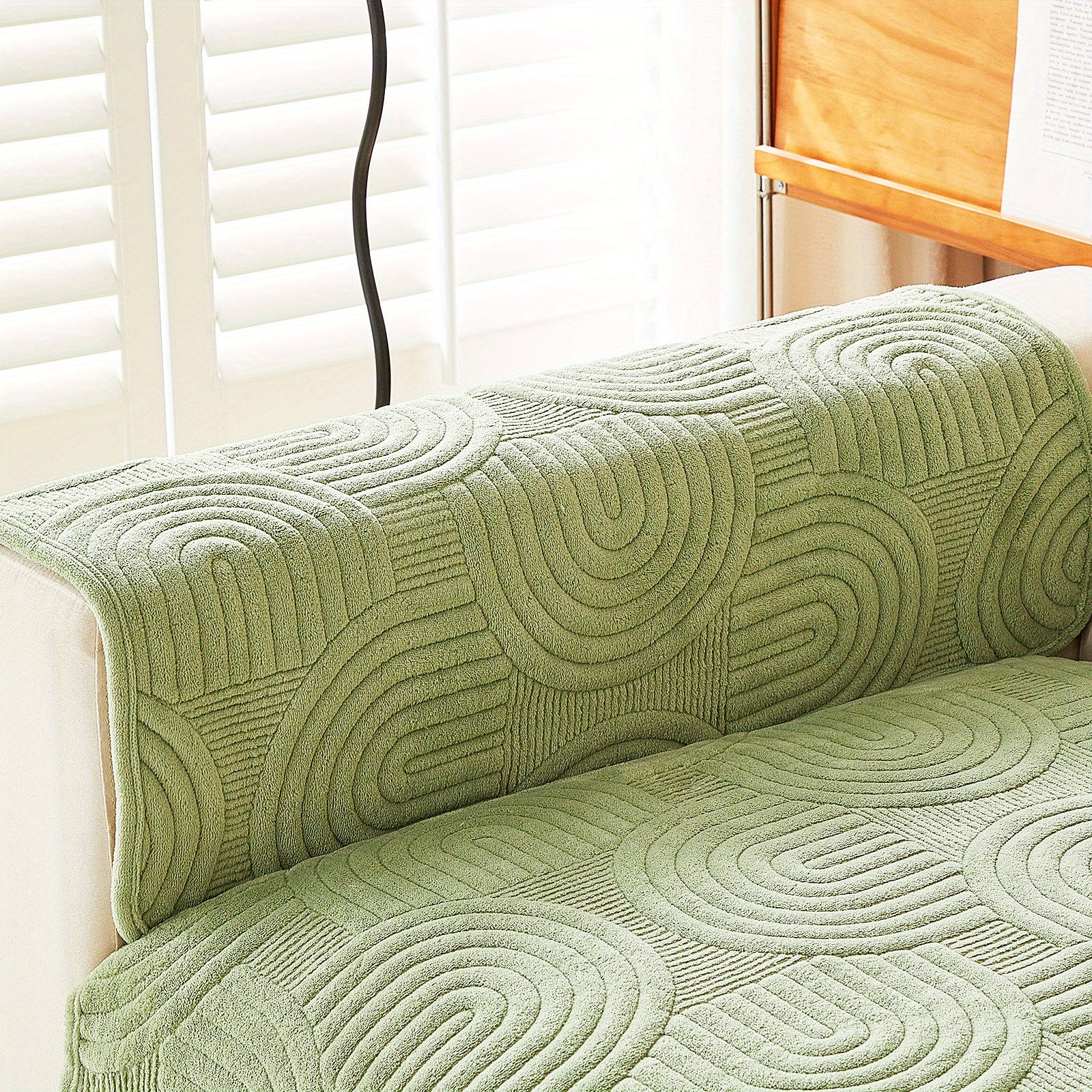 Чехол на мебель из молочного бархата с шерпой, противоскользящий, для защиты мебели, подходит для домашних животных