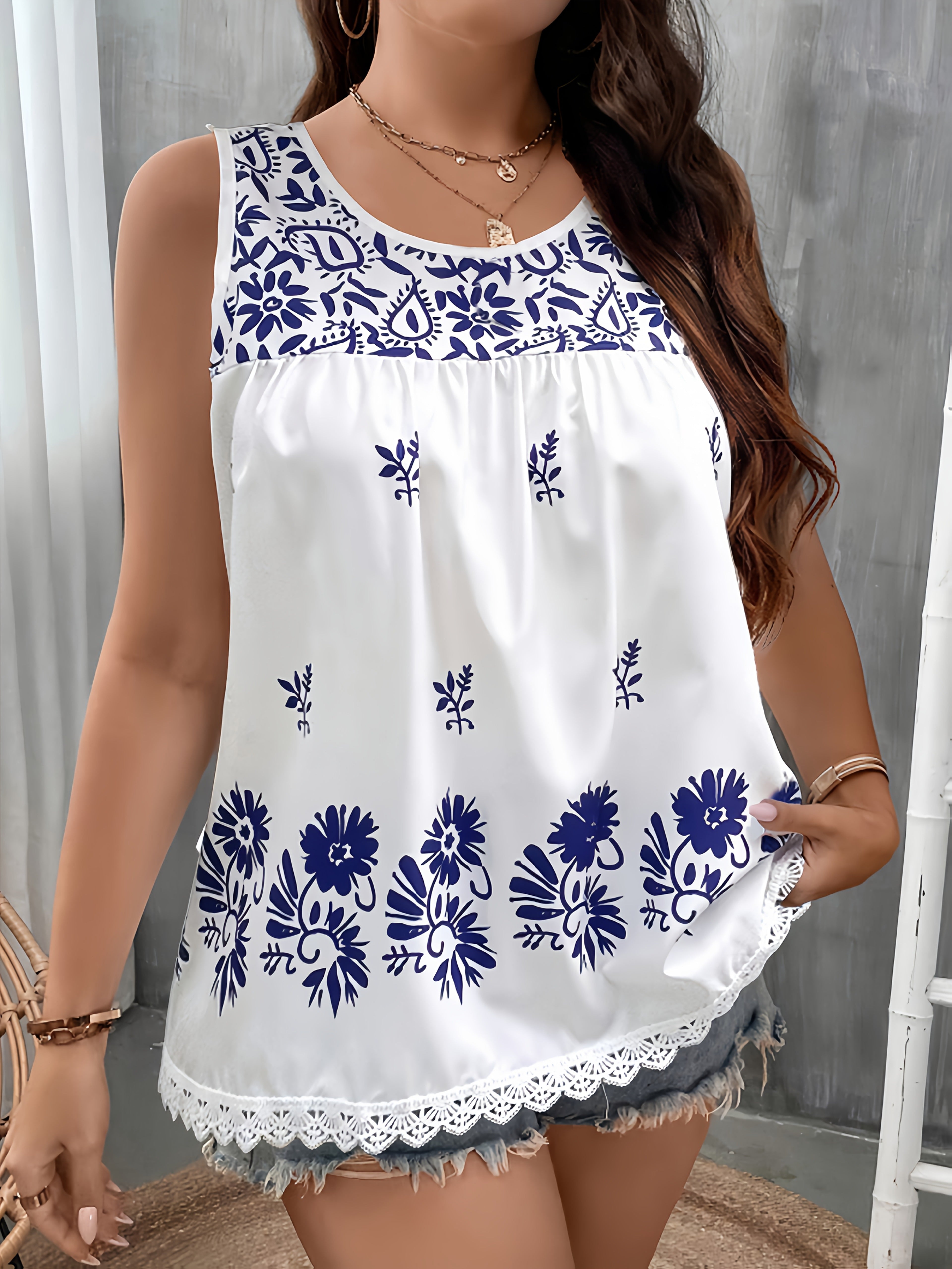 Plus Size Women's Floral Print Sleeveless Top with Lace Trim Summer Blouse