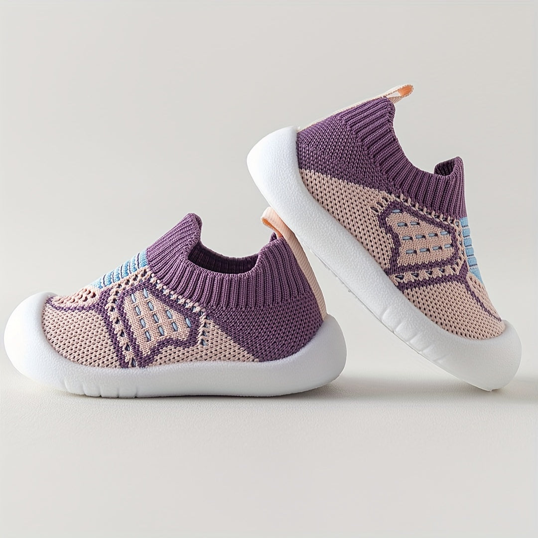 Erkaklar va ayollar uchun zamonaviy uniseks krossovkalar