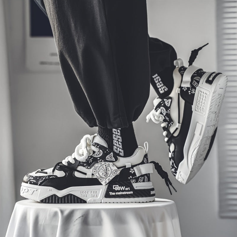 Men's Casual Skateboard Sneakers for Outdoor Sports and Parties Flat Height-Increasing Design