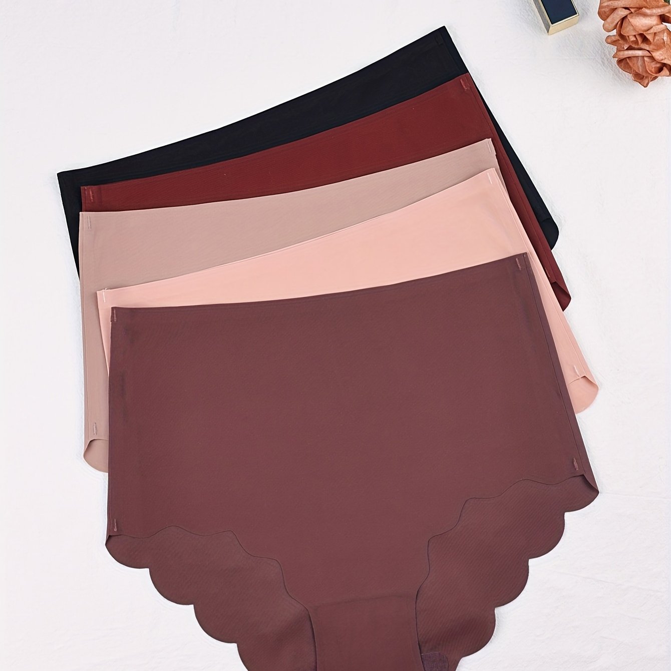 Women's Seamless High Waist Panties Set with Scalloped Trim and Stretch Material