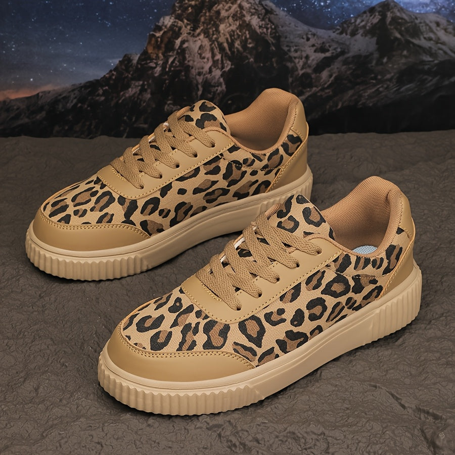 Ayollar uchun leopard bosma oddiy sport poyabzali sun'iy qoplama qulay tashqi va ichki foydalanish