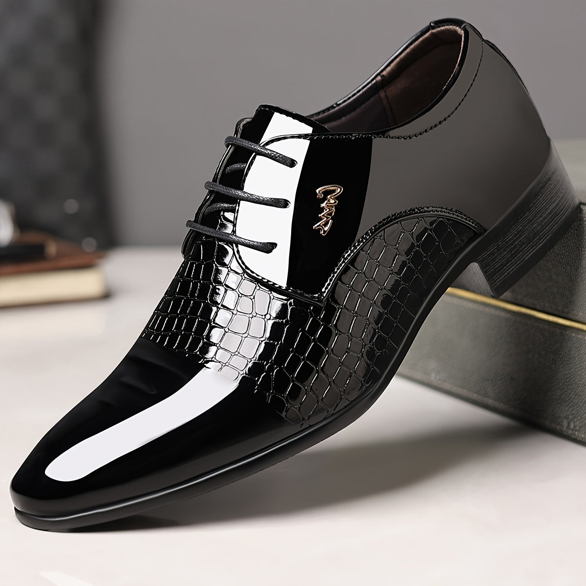 Men's Black Leather Pointed Toe Dress Shoes for Formal and Casual Wear