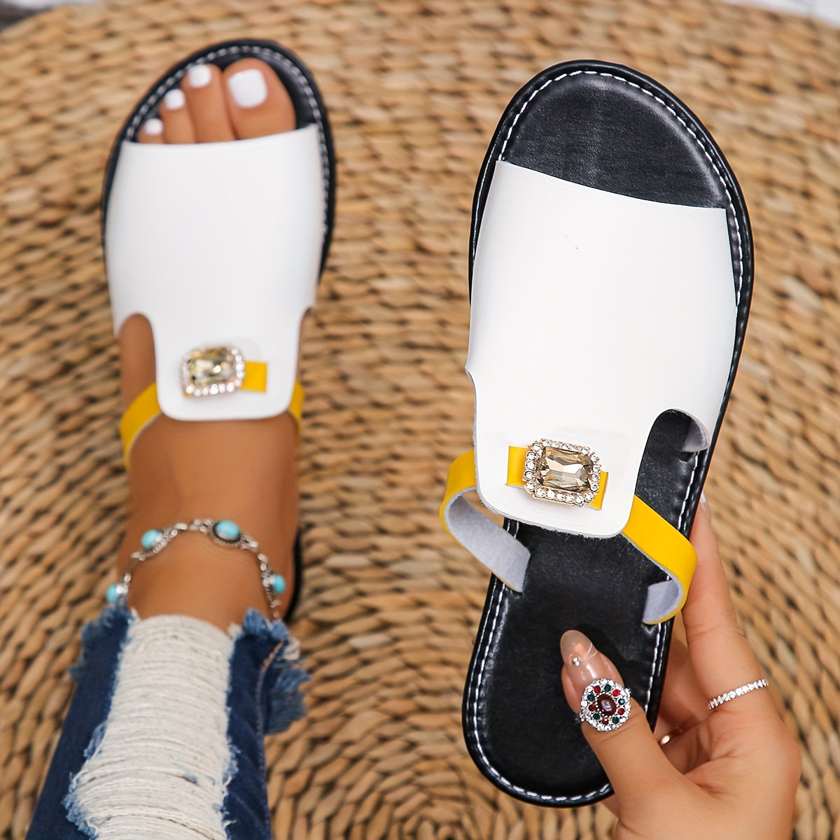 Women's Flat Sandals Slip-On Open Toe Casual Summer Shoes Vibrant Green