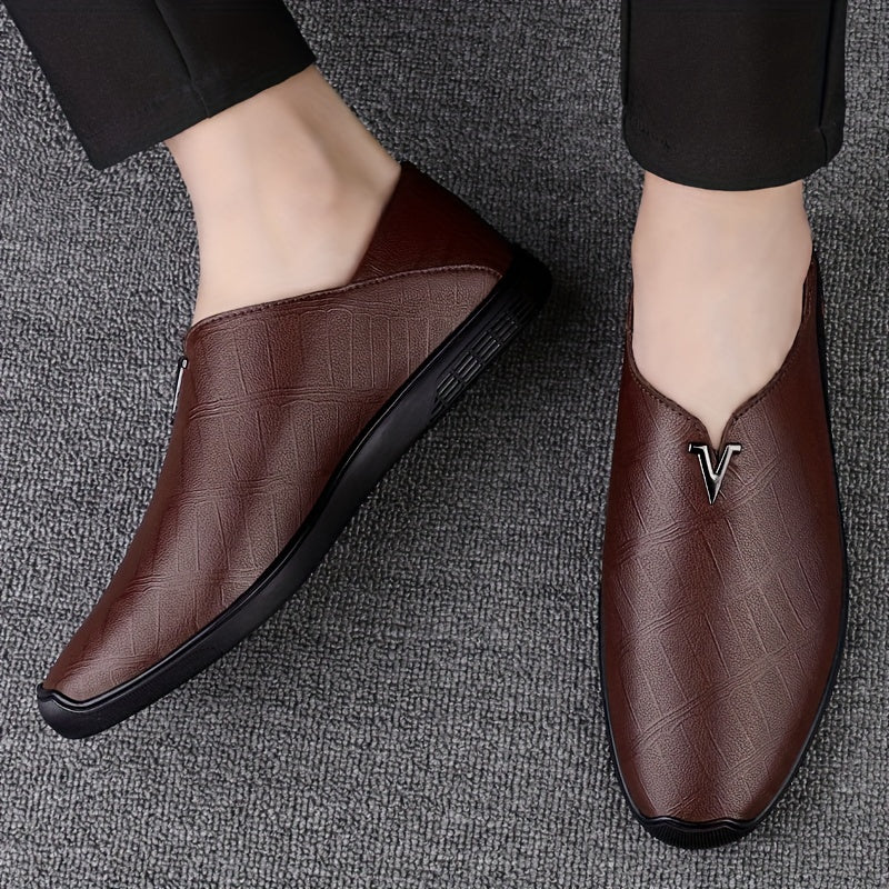 Erkaklar uchun qulay PU teridan yasalgan, sirpanmaydigan, kiyish oson poyabzal.