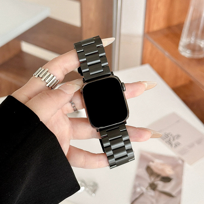 Black Stainless Steel Mesh Watch Band for Apple Watch Adjustable Replaceable Strap with Safety Clasp 38mm-49mm
