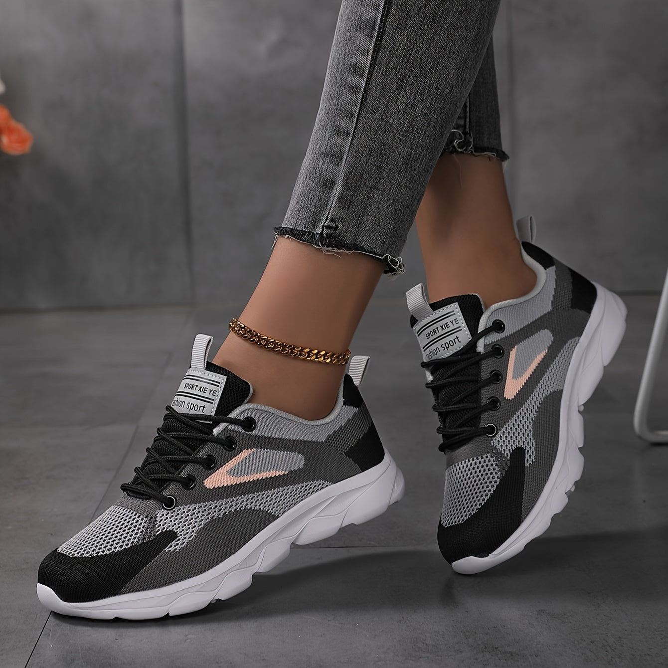 Women's Breathable Woven Sneakers Casual Lace Up Outdoor Shoes