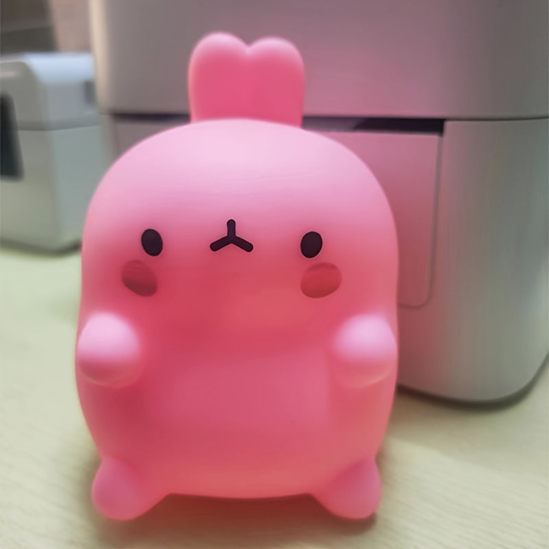 Bolalar xonasi uchun qiziqarli LED tungi chiroq - batareya bilan ishlaydigan va energiya tejovchi.