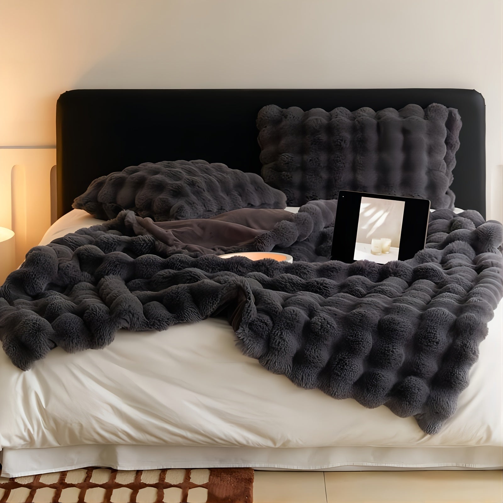Luxurious Thickened Bubble Plush Blanket with Imitation Rabbit Fur for Sofa and Bed