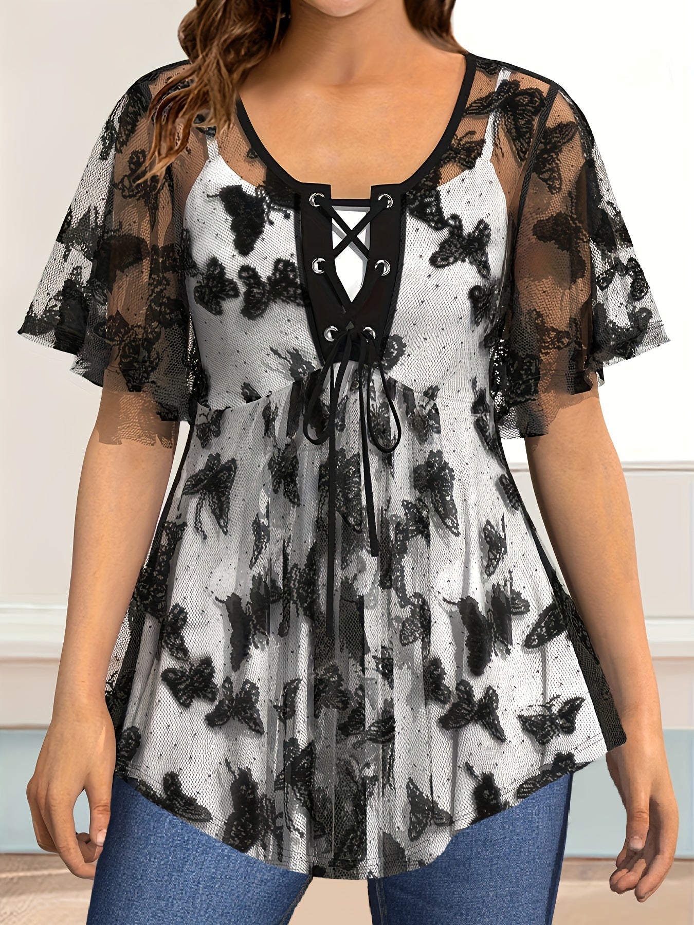 Women's Plus Size Butterfly Pattern Short Sleeve Top Lace Up Lace Top