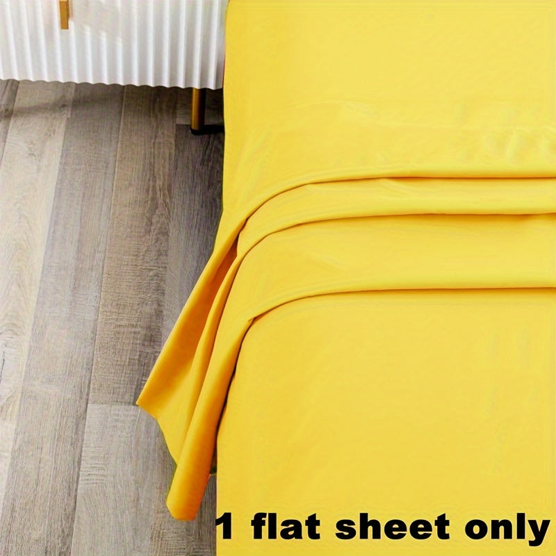 Yumshoq va hashamatli 100% mikrovoloknali tekis varaq, bir rangda va cho'tka qoplamasi bilan - Oson parvarish qilish uchun mashinada yuviladigan material, har qanday yotoqxona yoki mehmonxonaga mos keladi.