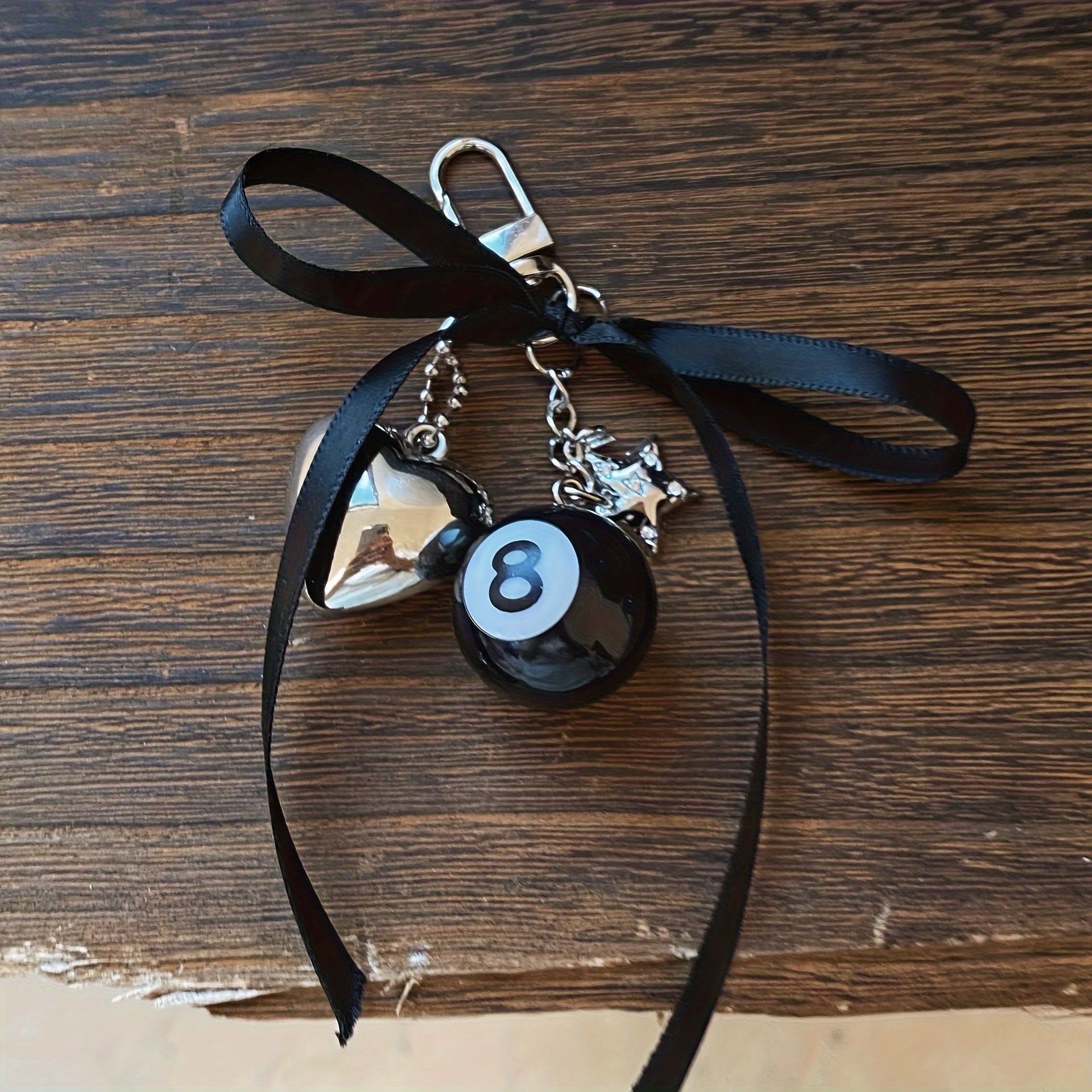 Ключница-брелок Black 8 Fashion на Хэллоуин - Дизайн бильярда