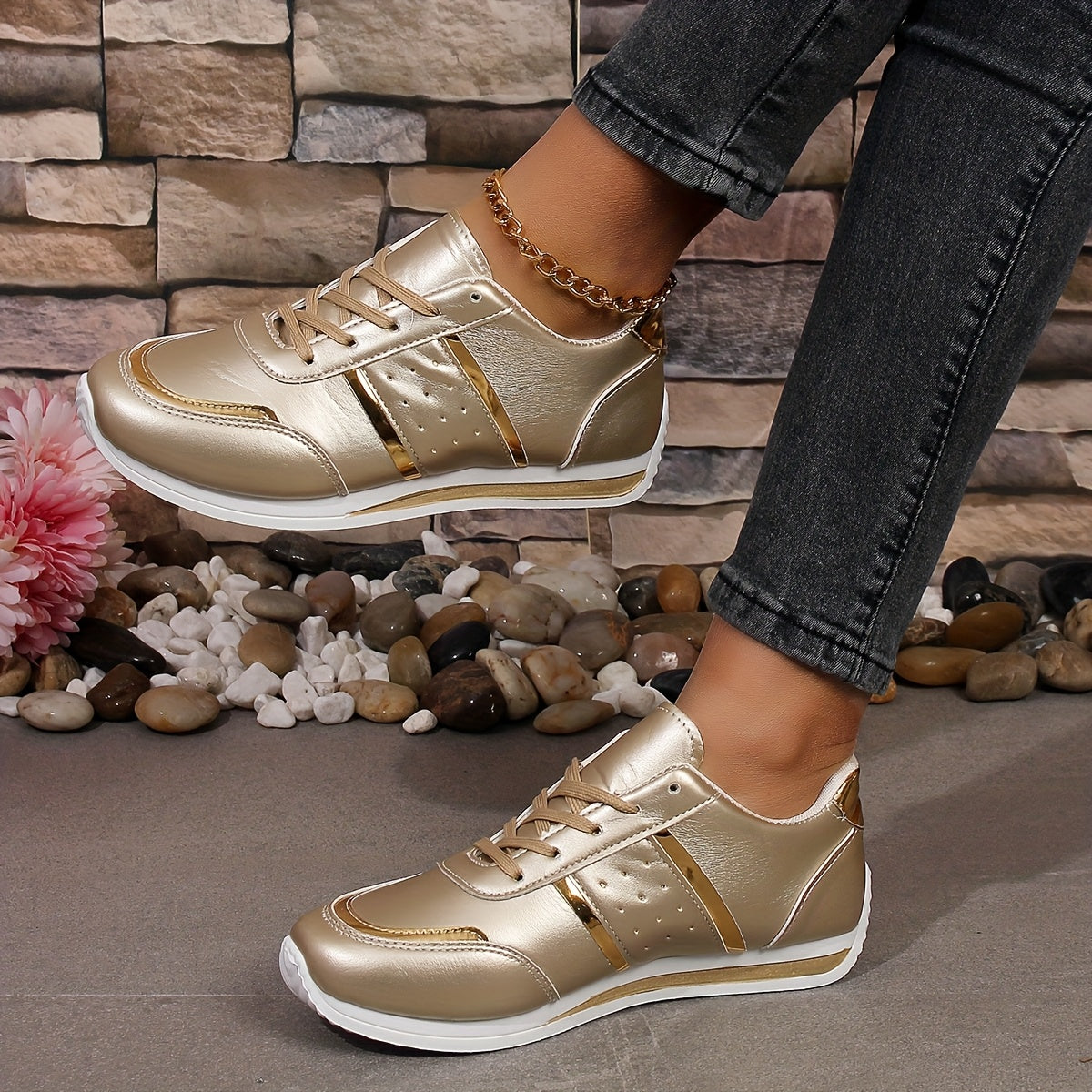 Women's Casual Sneakers Solid Color Lightweight Athletic Shoes