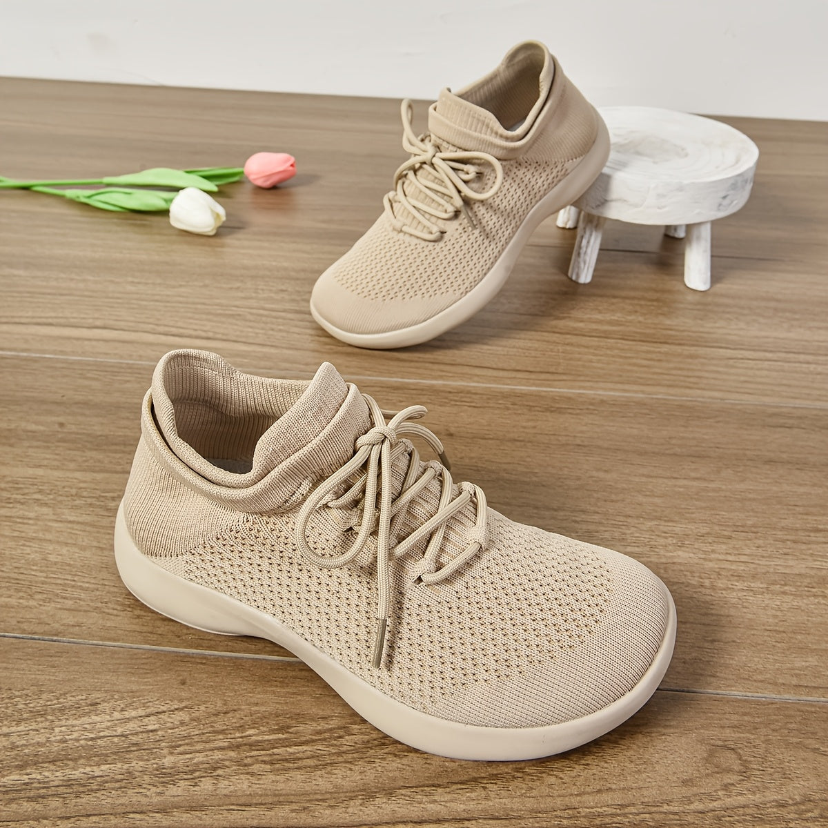 Women's Casual Low Top Lace Up Walking Shoes Breathable Non Slip Fabric