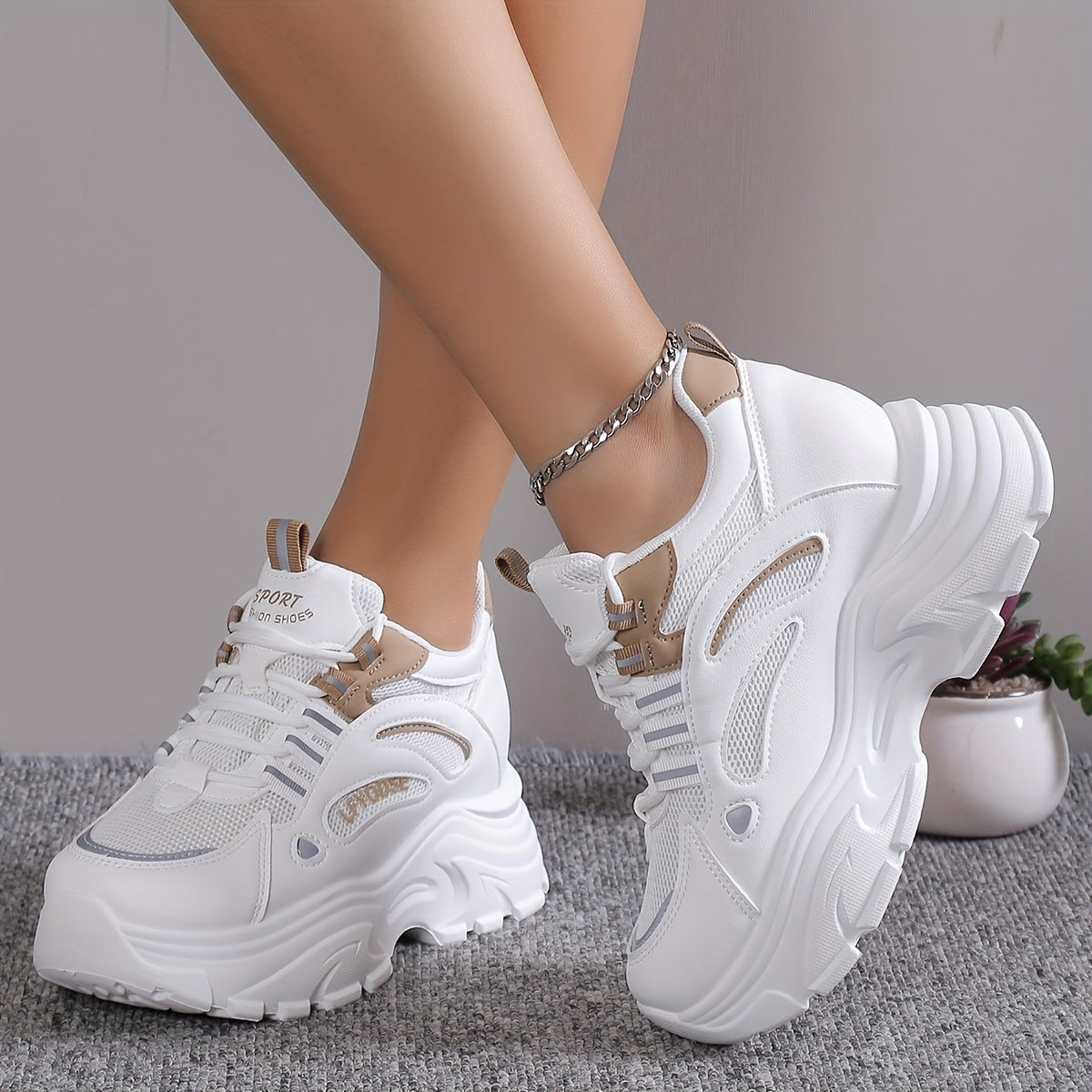 Women's Mesh Sneakers Solid Color Lace-Up Low-Top Casual Shoes with Thick Sole