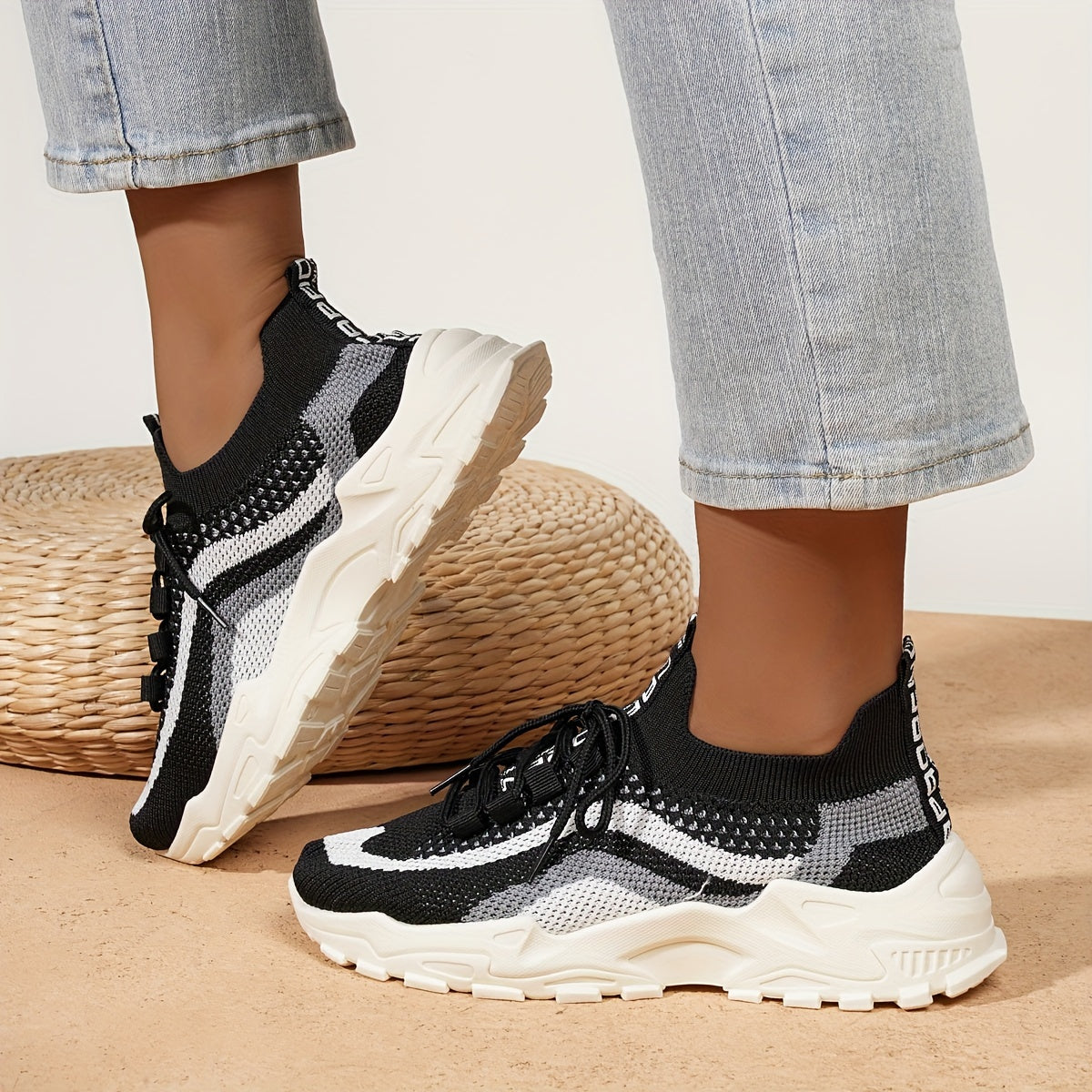 Women's Mesh Platform Sneakers Casual Low Top Tennis Shoes Plus Size