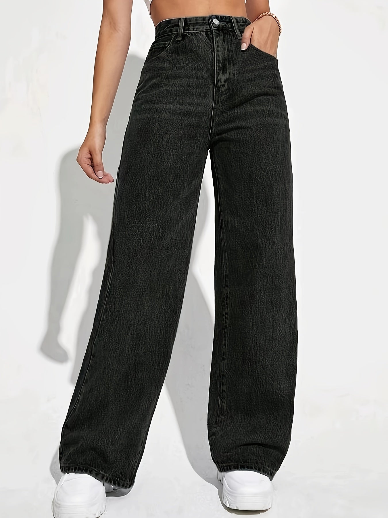 Women's High-Waisted Straight Leg Jeans with Zipper Fly Solid Color Denim Stretch All-Season