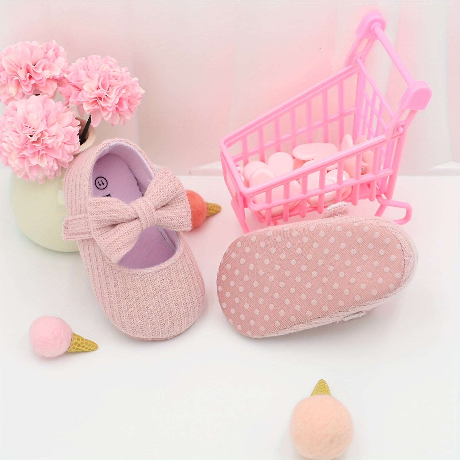 Chaqqonlik bilan bolalar va kichkina bolalar uchun poyabzal, engil, sirg‘alishga qarshi qattiq taglik, dumaloq barmoqli, geometrik naqsh, bahor va kuz uchun oson yopilish