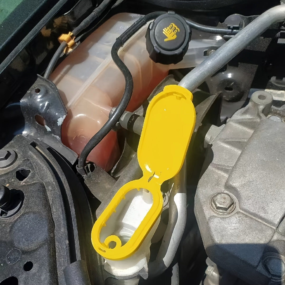 Water Bottle Cap for Renault Megane Trafic Scenic Glass Replacement