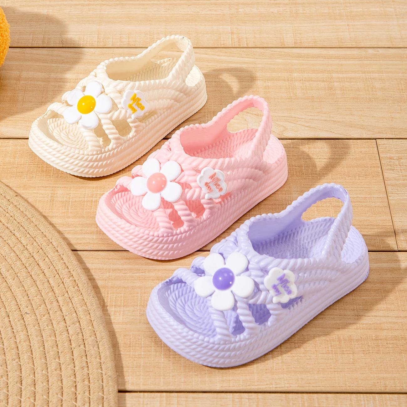 Girls' Summer Cartoon Flower Beach Sandals for Ages 14 and Under Low Top Slip-On EVA Non-Slip Sole