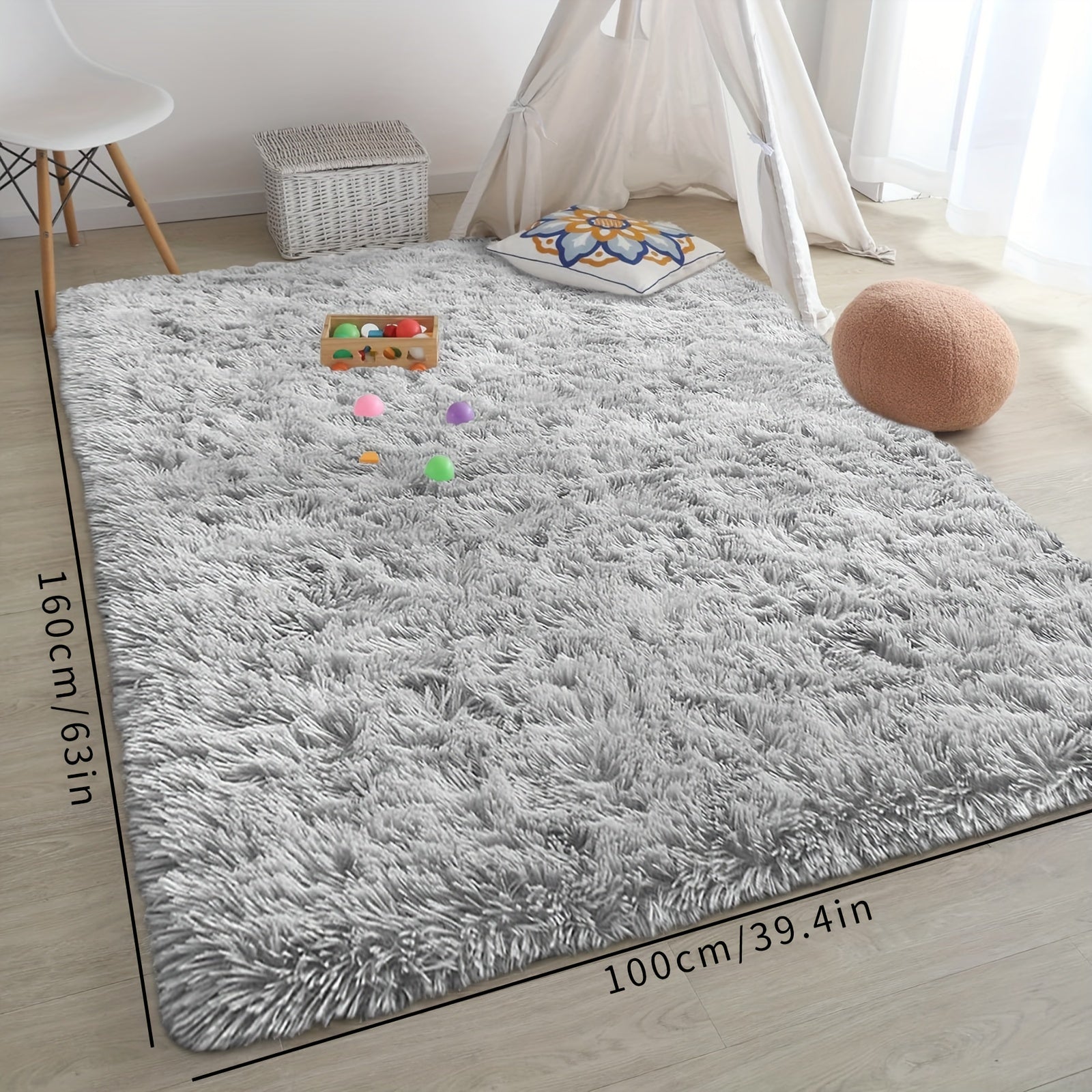 Plush Long-Hair Carpet for Bedroom or Living Room, Soft and Thick