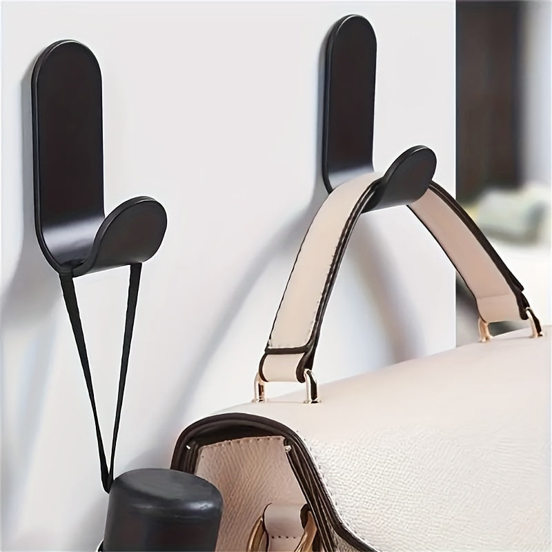 6 ta J-shaklidagi ganchlar kiyimlarni eshiklar va devorlarga osish uchun, hech qanday zarar yetkazmaydi