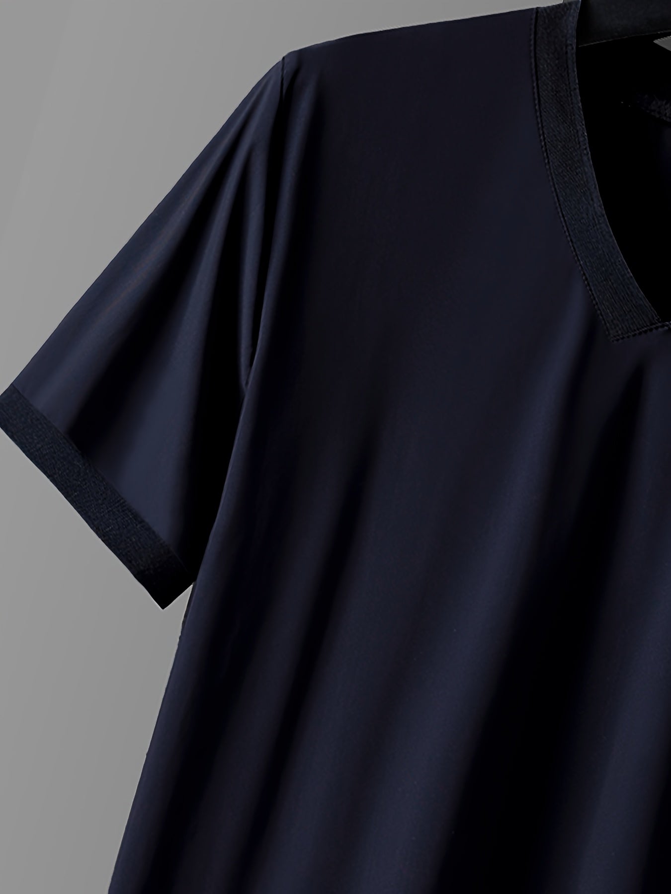 Men's Summer Sun Protection Set Breathable Quick-Dry Nylon V-Neck Shirt and Pants with Pockets