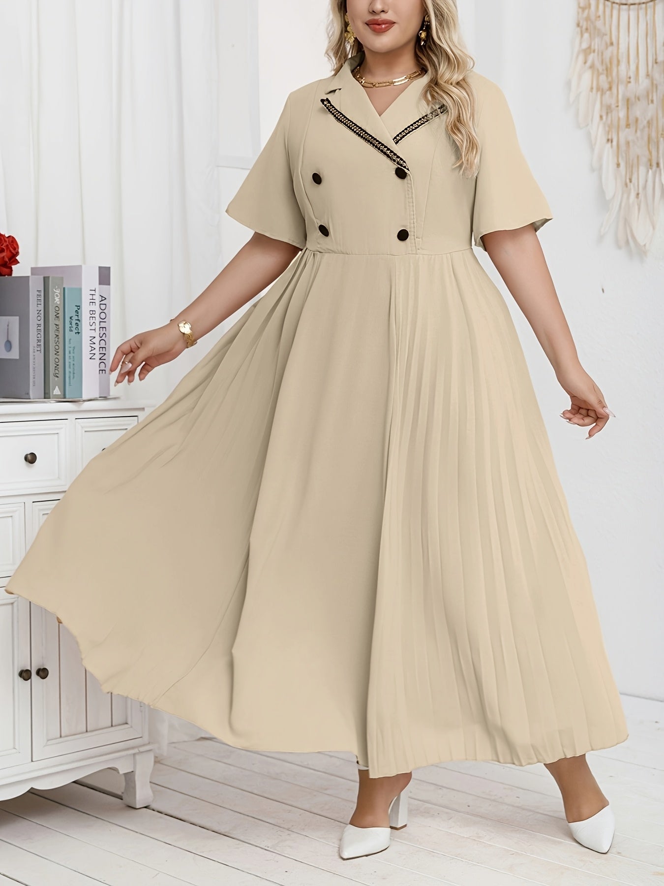 Women's Pleated Double-Breasted Dress With Minimalist Style