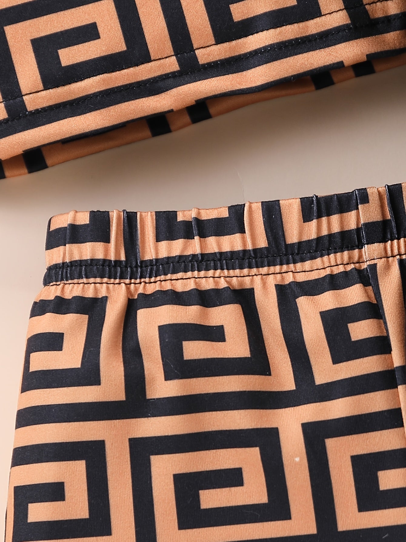 Yigitlar yozgi to'plami 4-chiqishli geometrik bosma kundalik bolalar kiyimlari 0-3 yosh