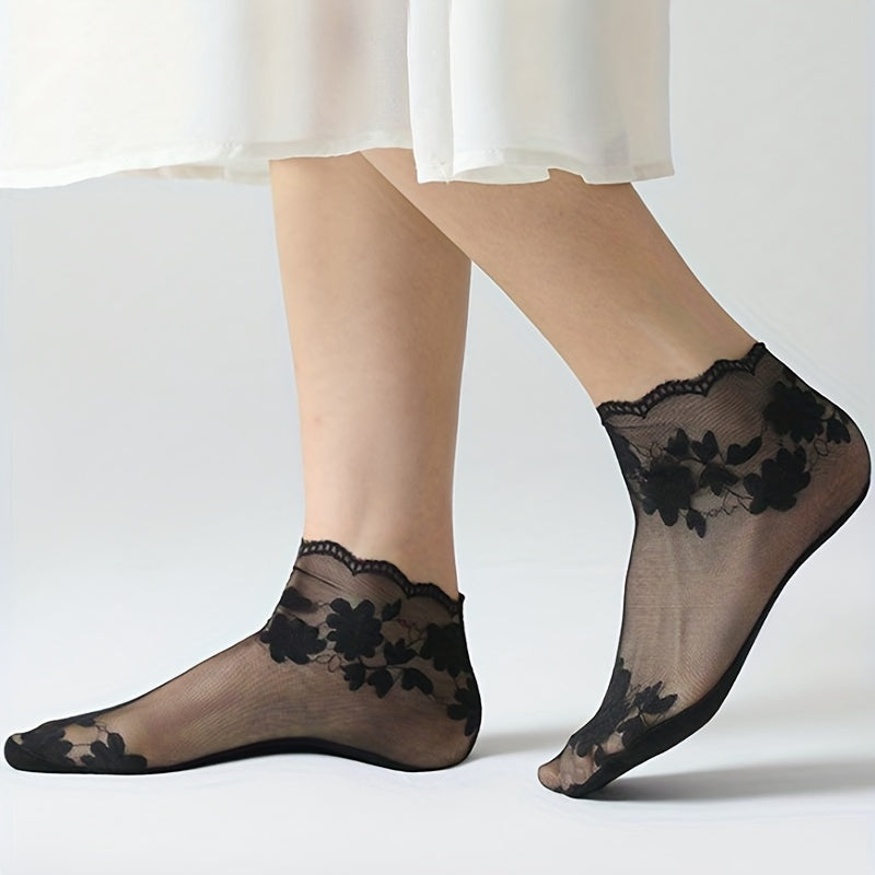 Women's Summer Lace Trim Short Socks Pack of 3 Polyester Knit Elegant Solid