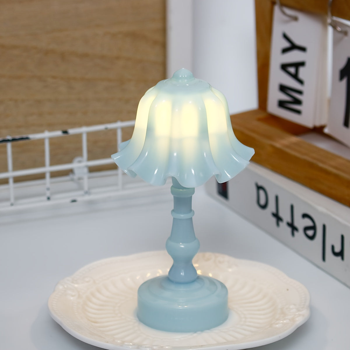 Mini Blossom LED Table Lamp for Bedroom Desk Living Room Decor