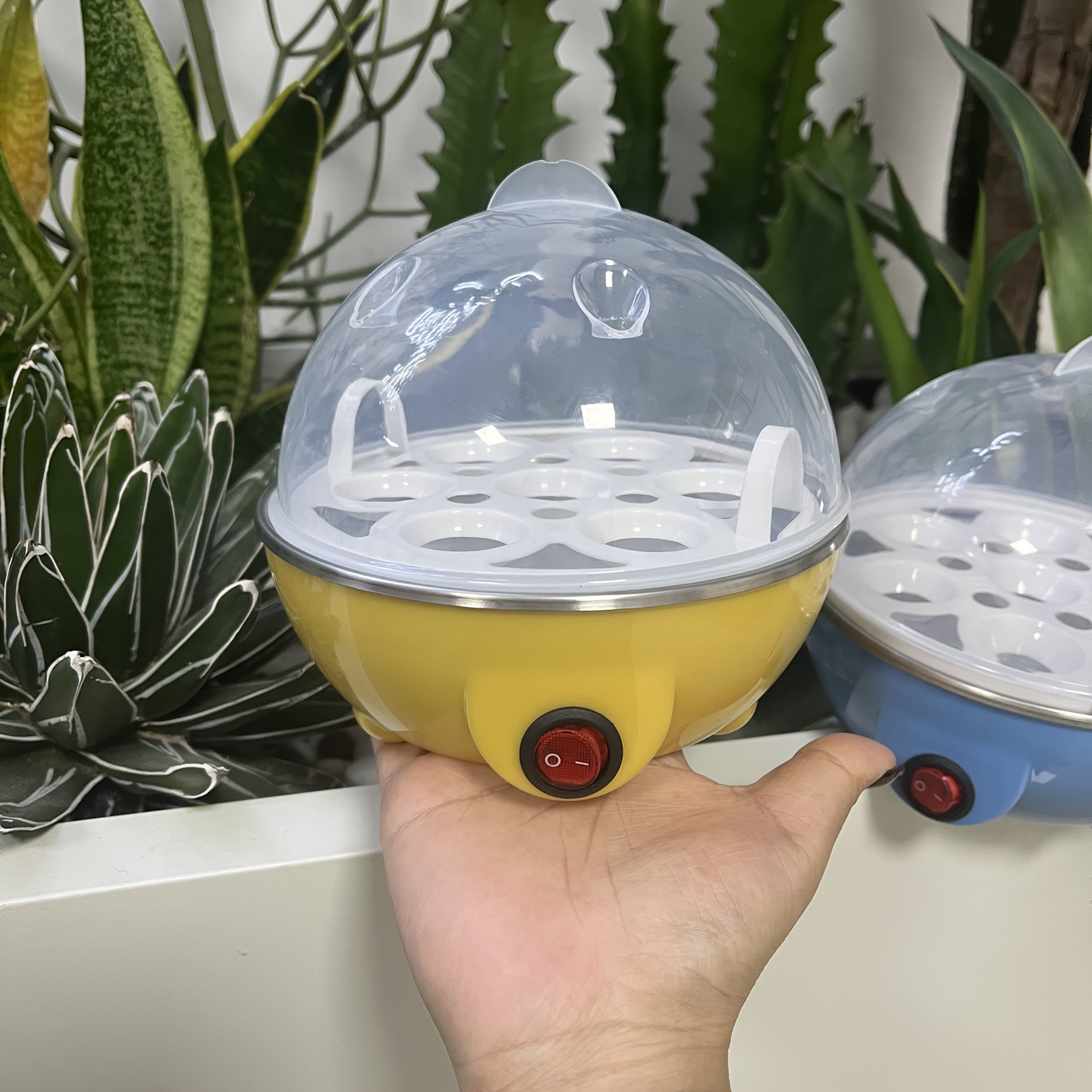 Katta sigimli Evropa uslubidagi qaynash qozoni, shaffof qopqog'i, zanglamaydigan po'latdan tayanch, avtomatik tuxum ushlagichi bilan. Tuxum va sabzavotlarni bug'lash uchun ideal, foydali nonushta uchun mukammal. Ajoyib sifatida