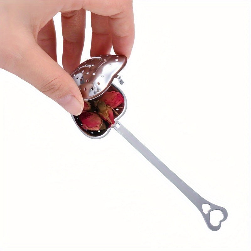 Infusor de té de acero inoxidable en forma de corazón con mango largo para té de hojas sueltas