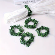 Juego de 10 aros para servilletas de ratán con hojas verdes de 6cm con alambre de PVC