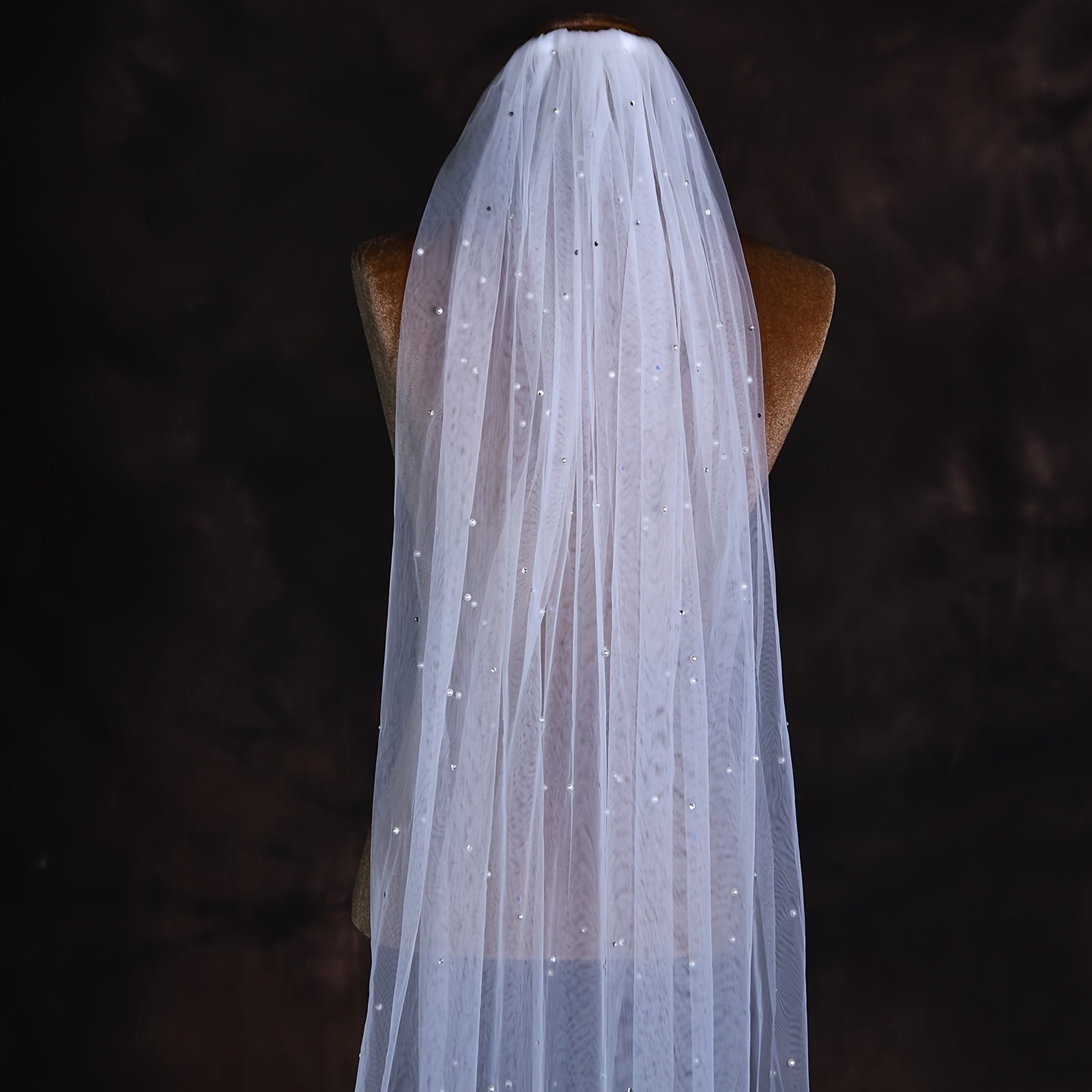 Bridal Veil with Faux Pearls Rhinestones Waltz Style Wedding Accessory for Women