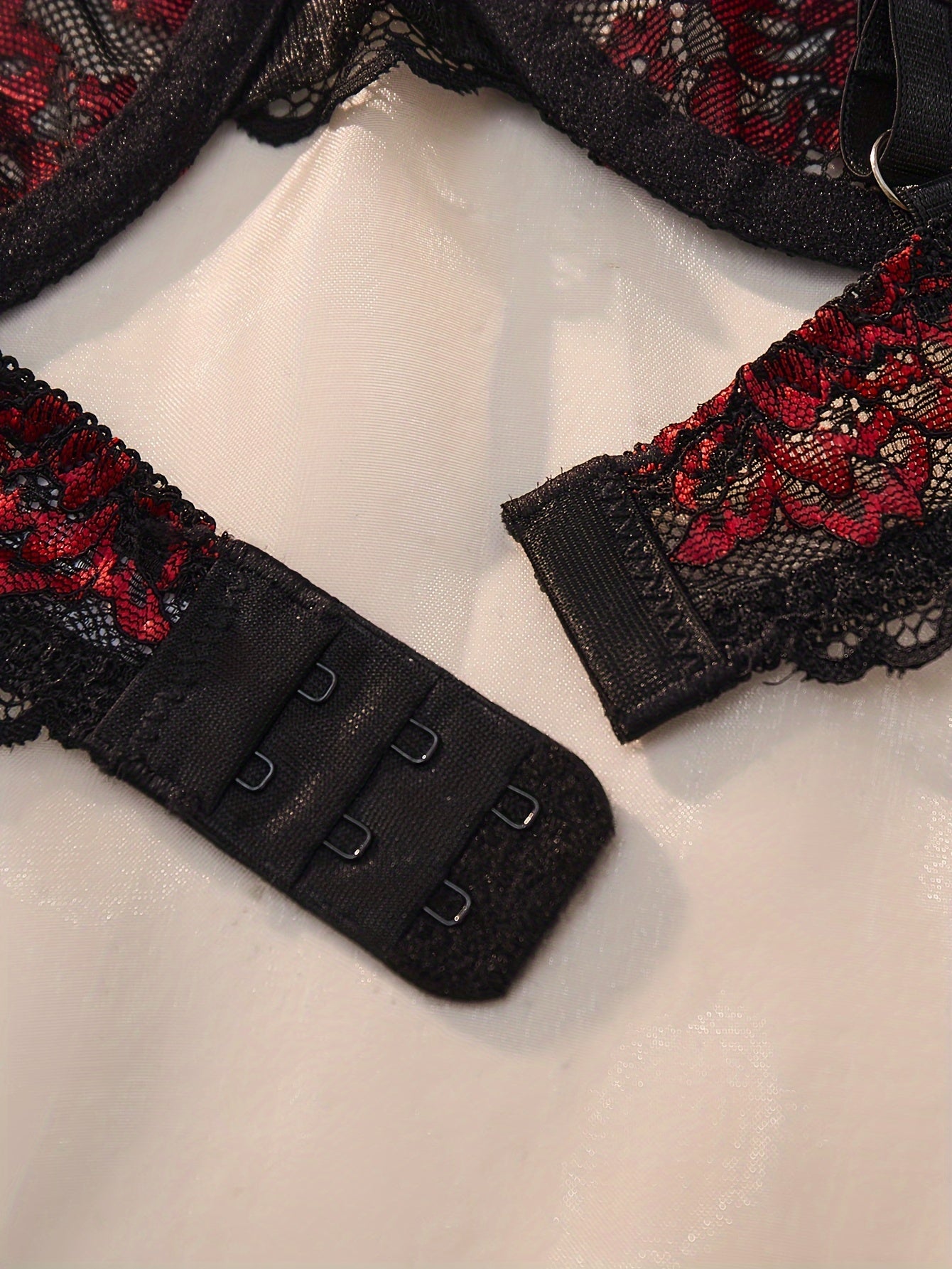 Black and Red Lace Lingerie Set Unlined Bra and Panties Breathable Thin Fabric