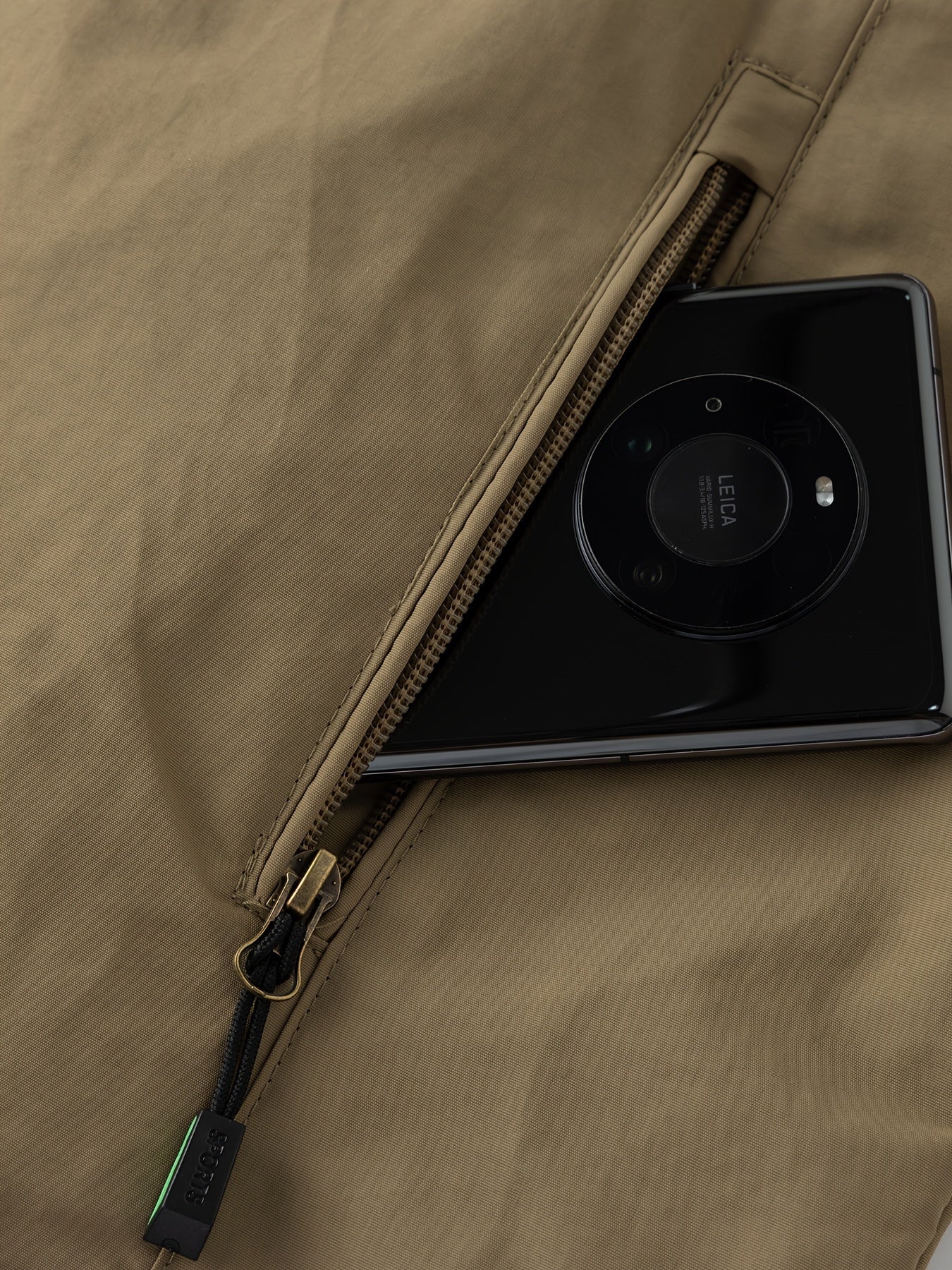 Men's High Neck Sleeveless Jacket with Alphabet Pattern Nylon Casual Spring Fall Outdoor