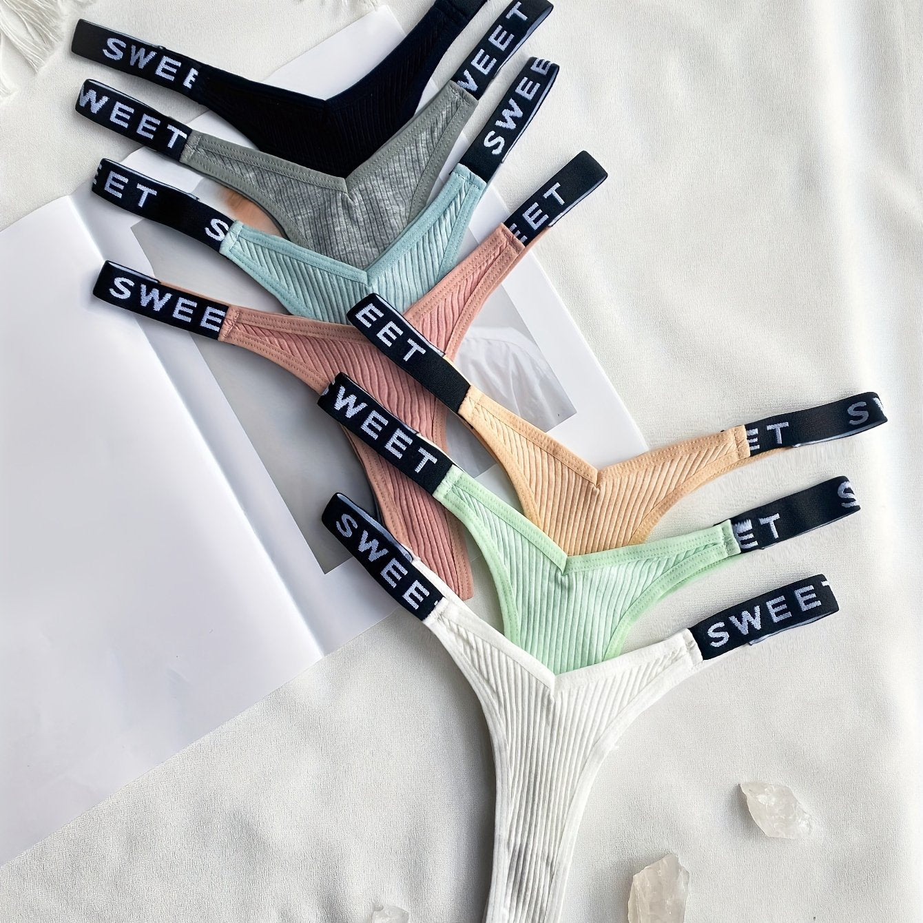 7-Piece Women's Lingerie Set with Thongs and V-Strings Solid Color High Support