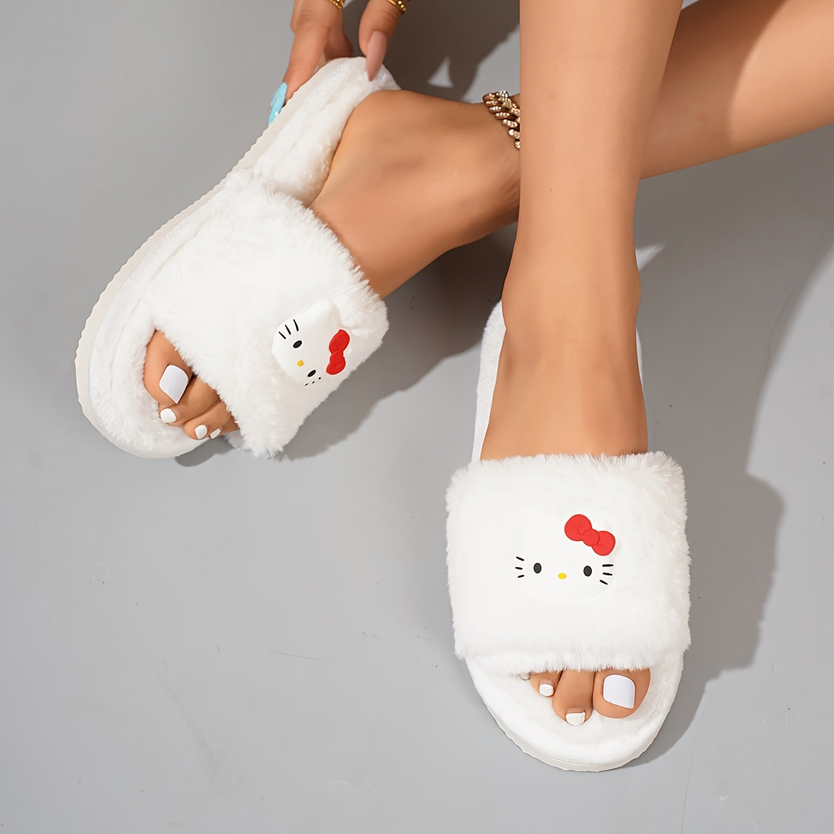 Women's Faux Fur Slip-On Slippers with Bow Decor Indoor Outdoor Comfortable