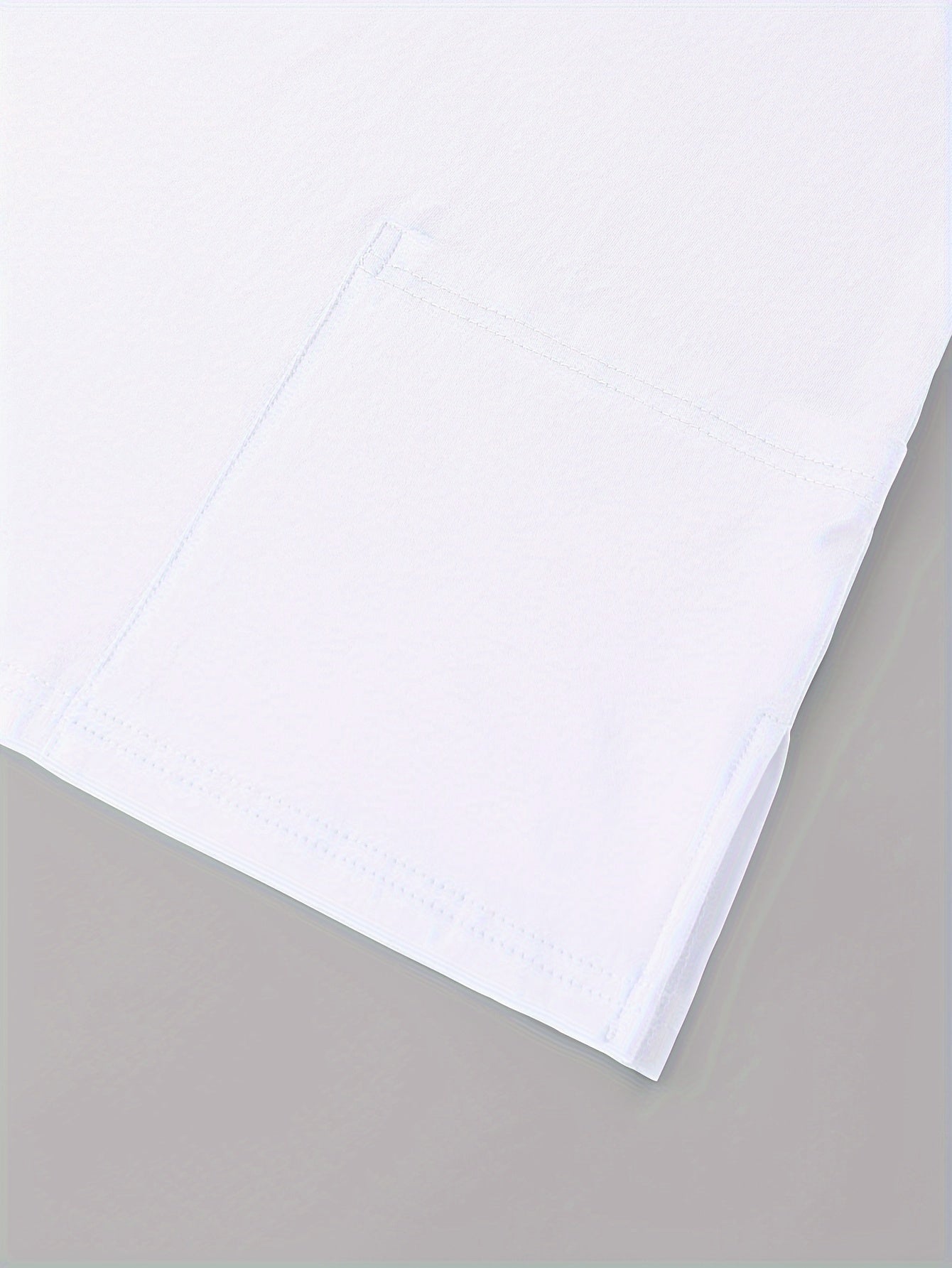 Vintage uslubidagi yurak naqshli v-yuzali skrab koftasi ayollar uchun hamshira formasi, yon yirtqichlar, cho'ntaklar va cho'ziluvchan polyester aralashmasi bilan. Mashinada yuvish mumkin.