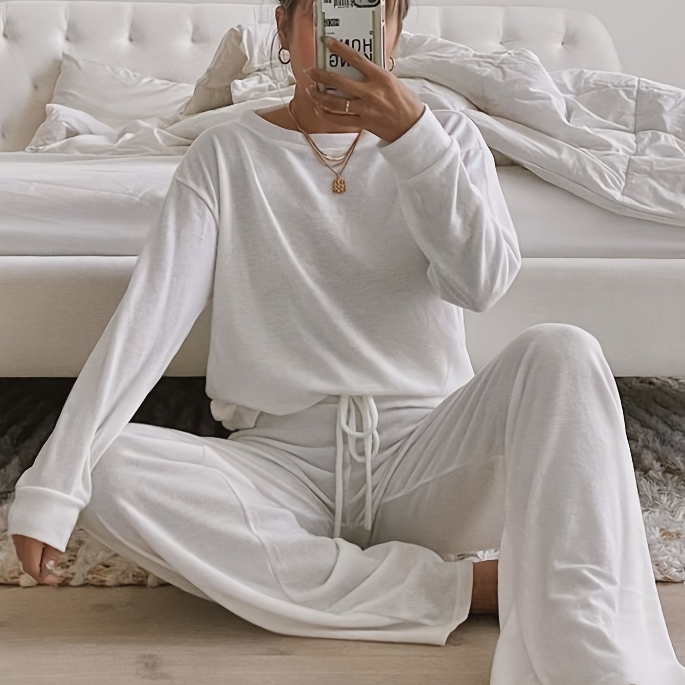 Women's Brushed Fabric Loungewear Set in Solid Color with Crew Neck and Long Pants for Fall Winter