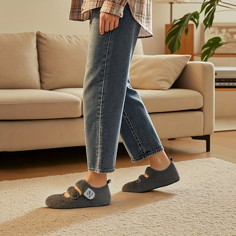 Женские легкие обувь на мягкой резиновой подошве для помещений и улицы, нескользящая